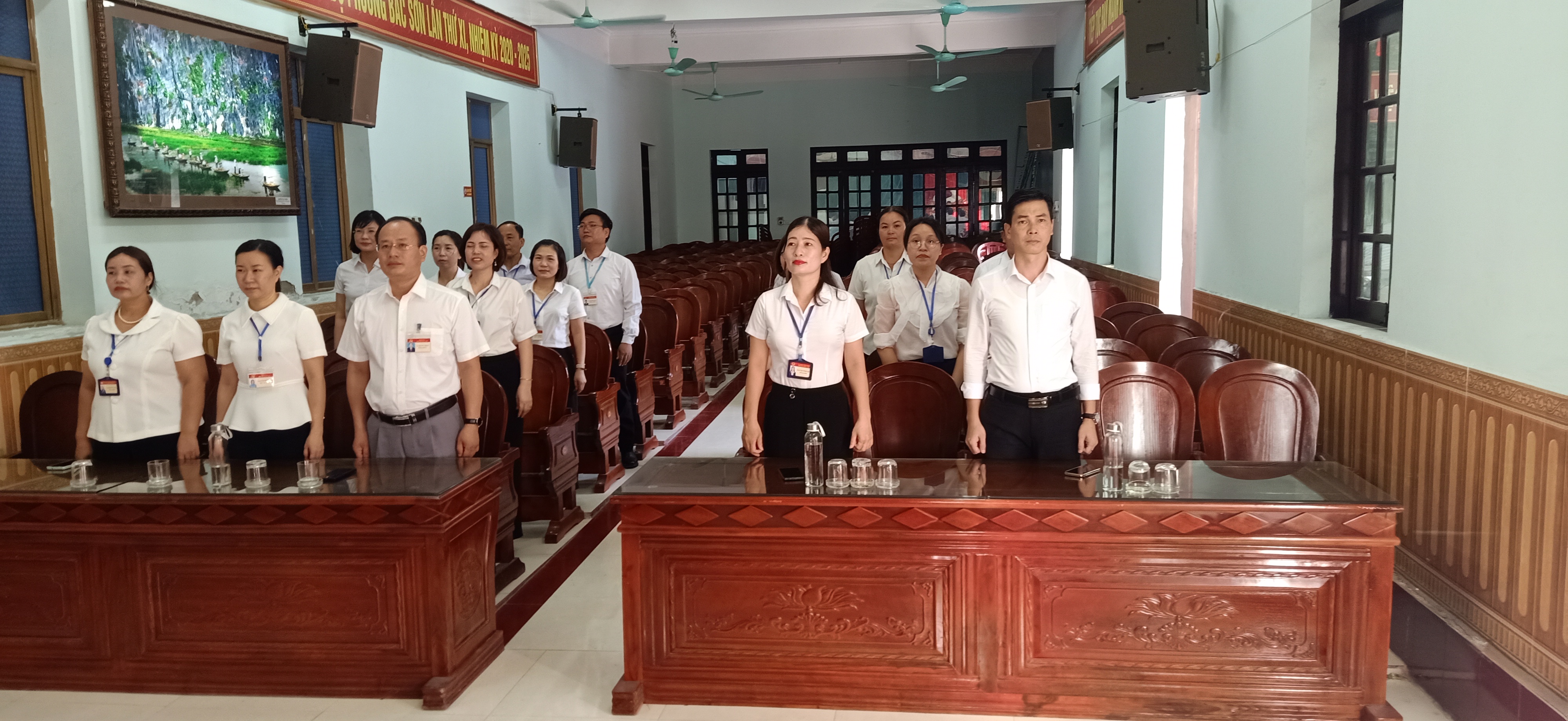 Đảng ủy, HĐND, UBND, UBMTTQVN phường Bắc Sơn tổ chức buổi sinh hoạt chính trị dưới nghi thức chào cờ đầu tuần tháng 6, năm 2023
